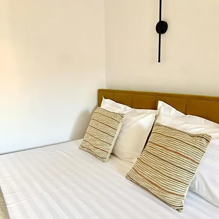 Digital Nomad Ap * Тирана