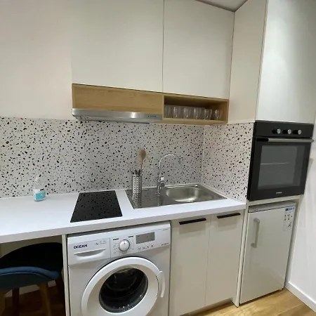 Digital Nomad Ap * Тирана