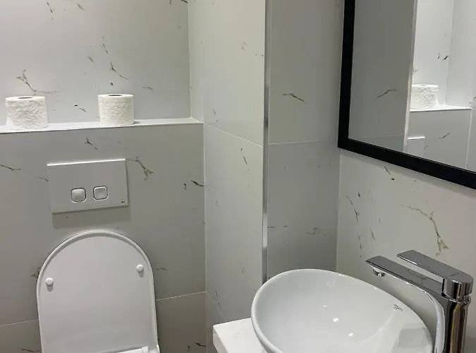 Digital Nomad Ap Apartmán Tirana